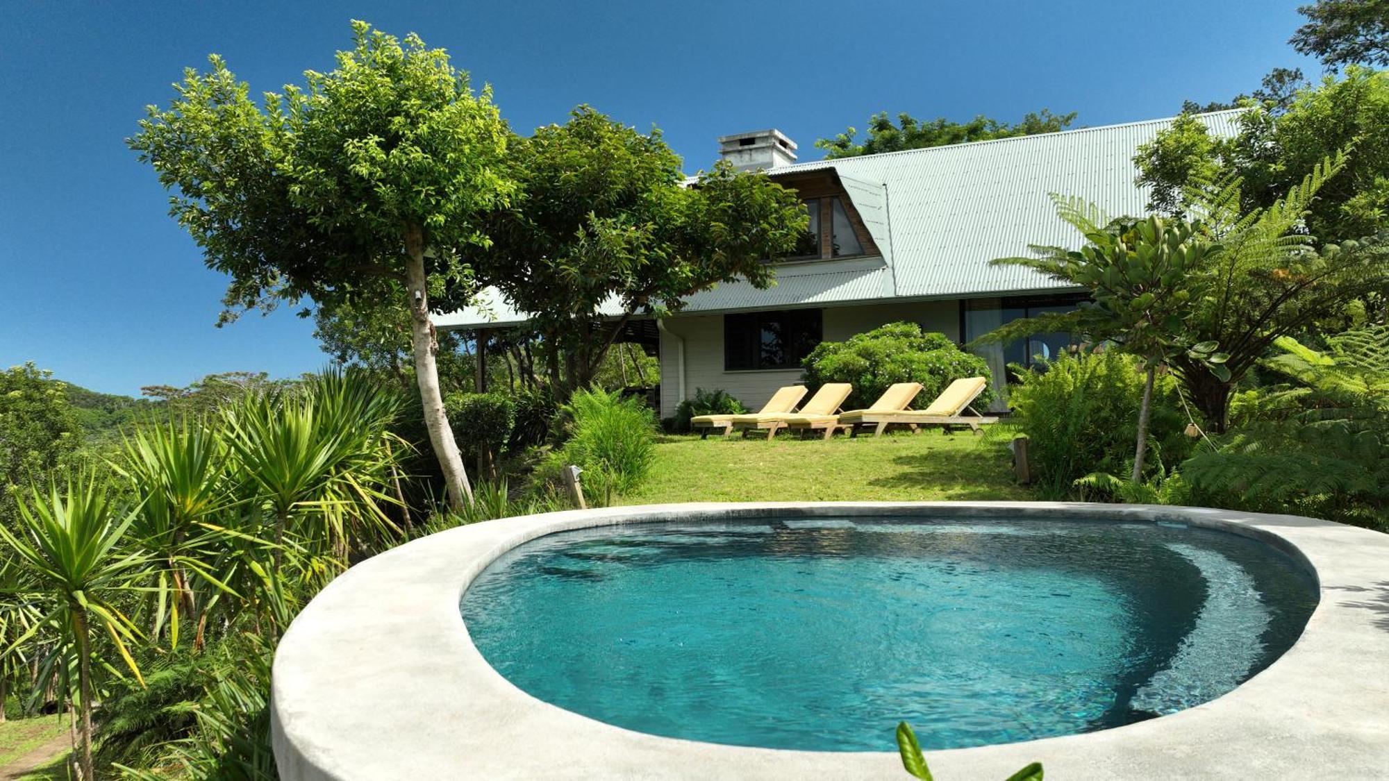 Chamgaia Off-grid Eco-villa *