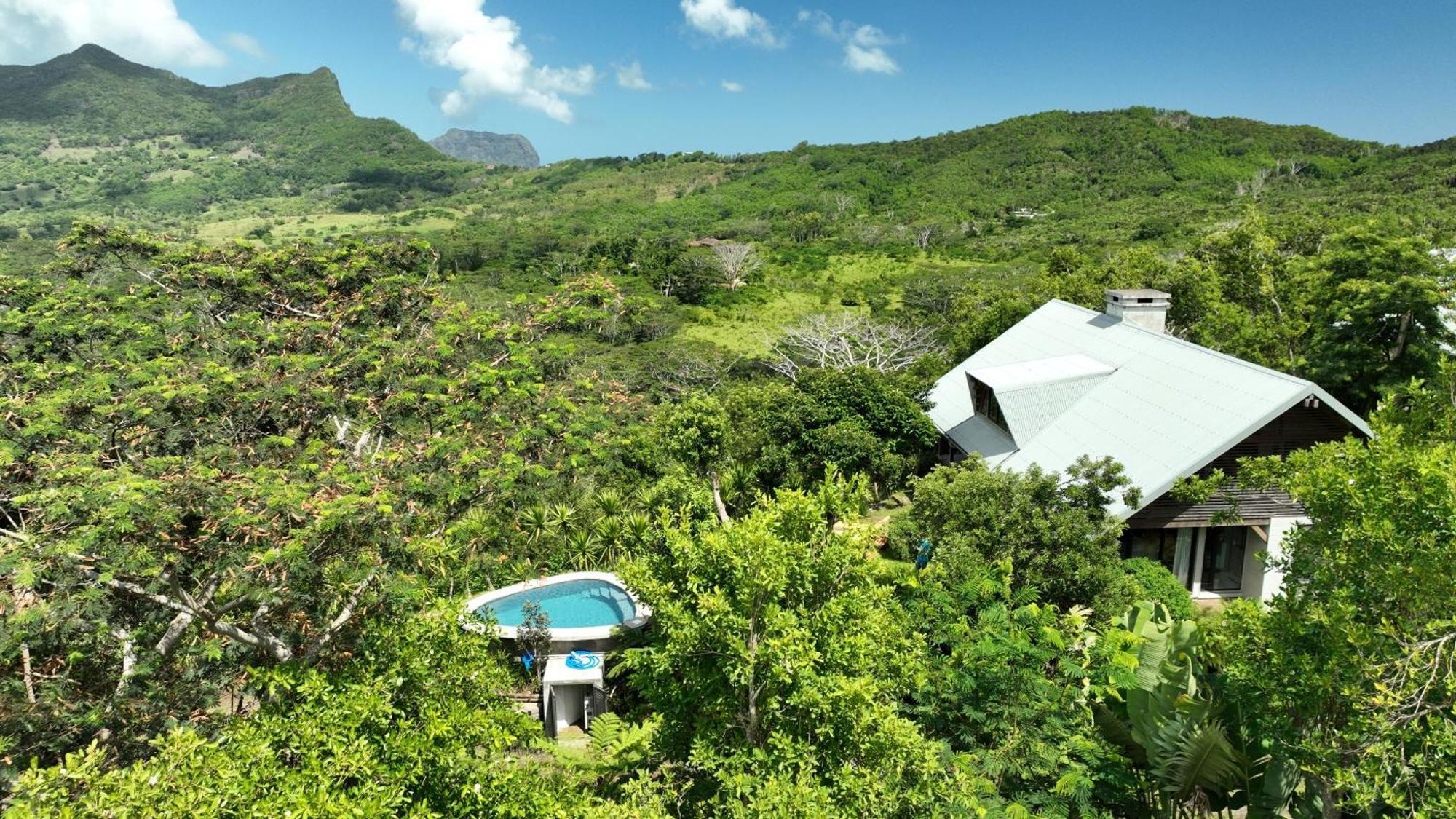 Chamgaia Off-grid Eco-villa